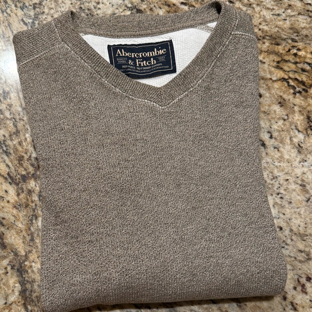 Abercrombie & Fitch Men's V-Neck Gray (Greige)‎ Sweatshirt / Sweater size L - Picture 7 of 7